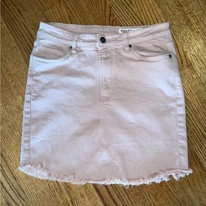 Wishlist blush colored mini skirt with frayed hem, medium, good condition